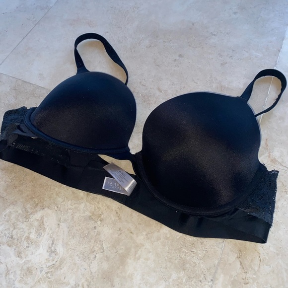 Victoria’s Secret Black Demi Uplift Bra - Picture 2 of 9